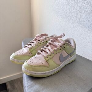 Nike Dunks